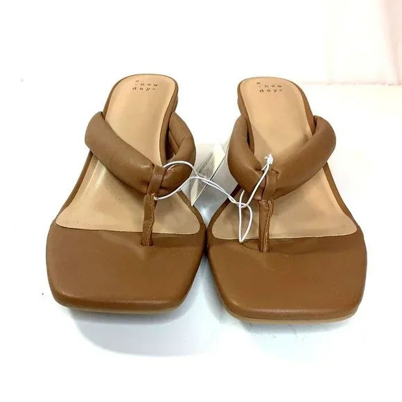 A New Day Womens Elvie Sandal Pump Brown Tan Slip On Comfort - Picture 3 of 10